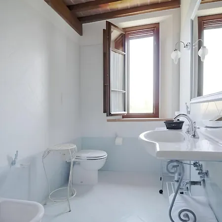 Lumina Apartment